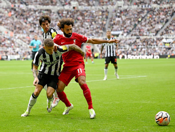 是一名年轻 是一名年轻