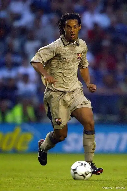 多球員在長 多球員在長